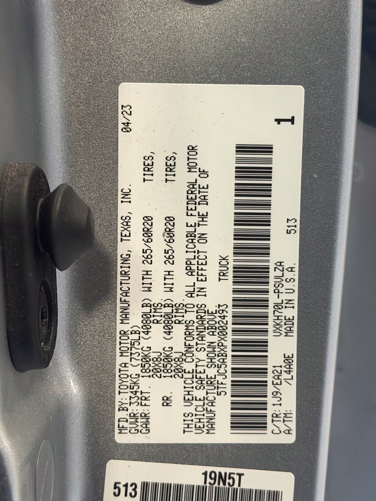 Used 2023 Toyota Tundra Limited w/ Power Package RWD image 27