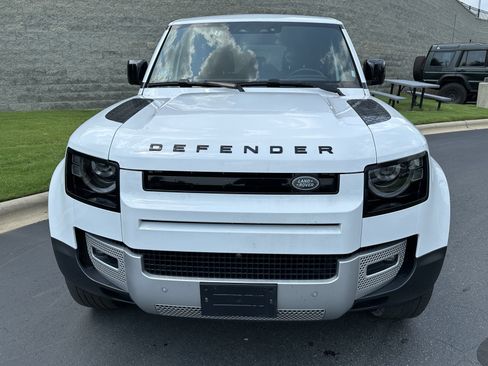 Used 2025 Land Rover Defender 110 S AWD/4WD image 10