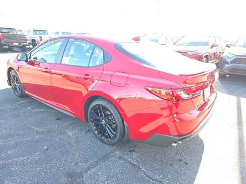 New 2026 Toyota Camry SE FWD image 5