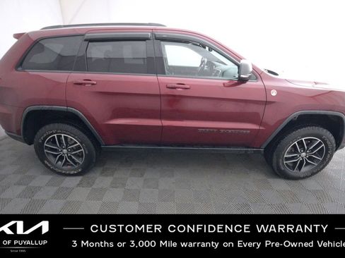 Used 2018 Jeep Grand Cherokee Trailhawk image 4