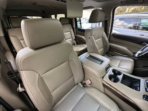 Used 2019 GMC Yukon XL SLT w/ Premium Edition image 41