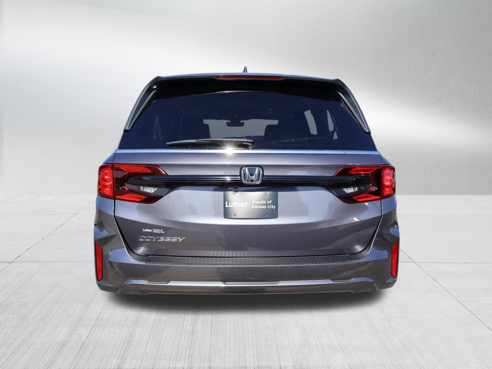 Used 2025 Honda Odyssey EX-L image 6