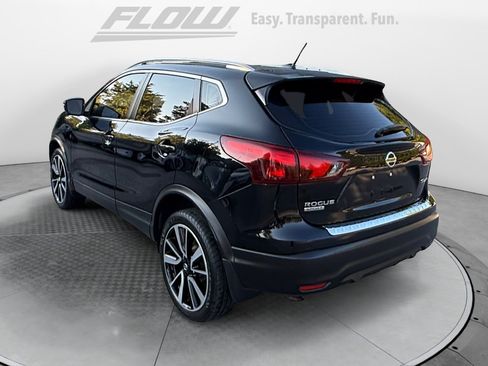 Used 2017 Nissan Rogue Sport SL w/ SL Premium Package AWD/4WD image 6