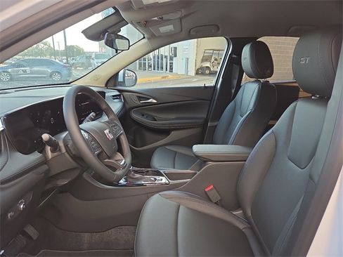 New 2026 Buick Encore GX Sport Touring image 10