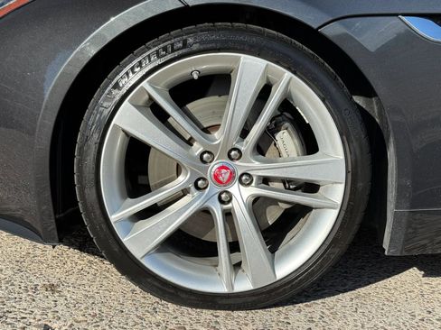 Used 2016 Jaguar F-TYPE Coupe image 28