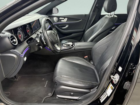 Used 2017 Mercedes-Benz E 300 4MATIC image 9