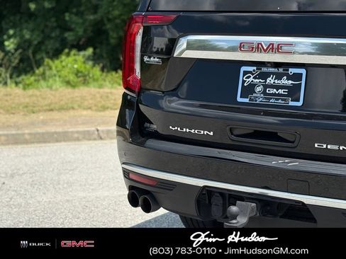 Used 2021 GMC Yukon Denali AWD/4WD image 16