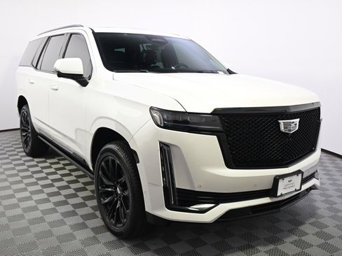 Certified 2023 Cadillac Escalade Sport Platinum image 8