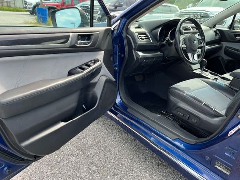 Used 2017 Subaru Legacy 2.5i Sport AWD/4WD image 10