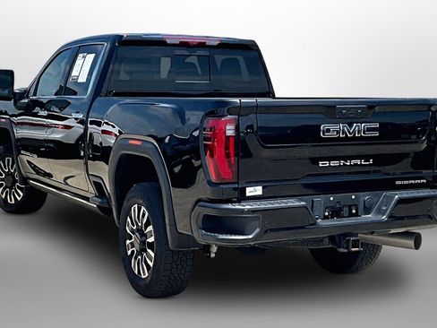 Used 2025 GMC Sierra 2500 Denali Ultimate AWD/4WD image 10