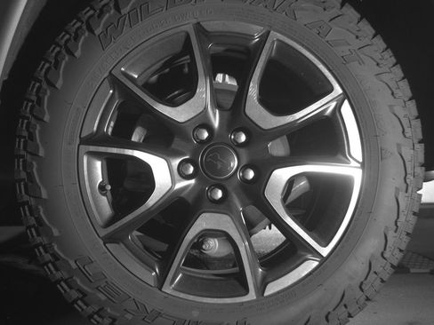 Used 2025 Jeep Compass Trailhawk w/ Trailer Tow Group AWD/4WD image 14