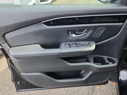 Certified 2023 Honda Pilot EX-L image 12