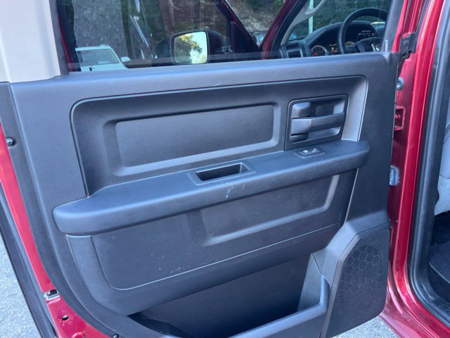 Used 2014 RAM 1500 Express RWD image 11