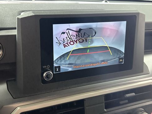 Used 2025 Toyota Tacoma TRD Sport RWD image 18