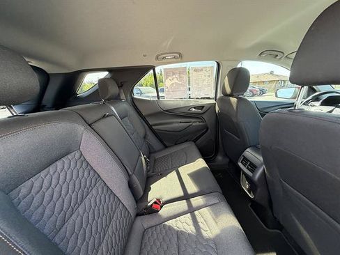 Used 2019 Chevrolet Equinox LT AWD/4WD image 18