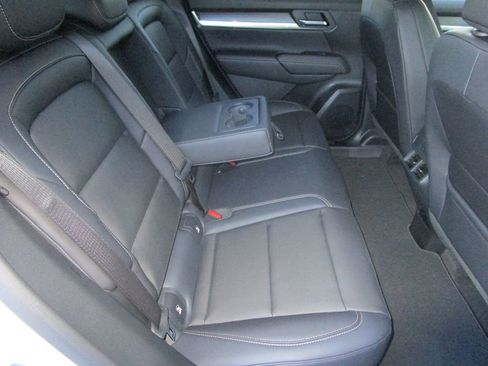 New 2026 GMC Terrain Elevation w/ Elevation Premium Package image 19