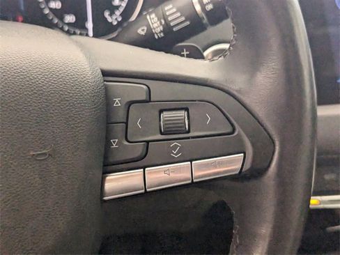 Used 2023 Cadillac XT4 Luxury image 30