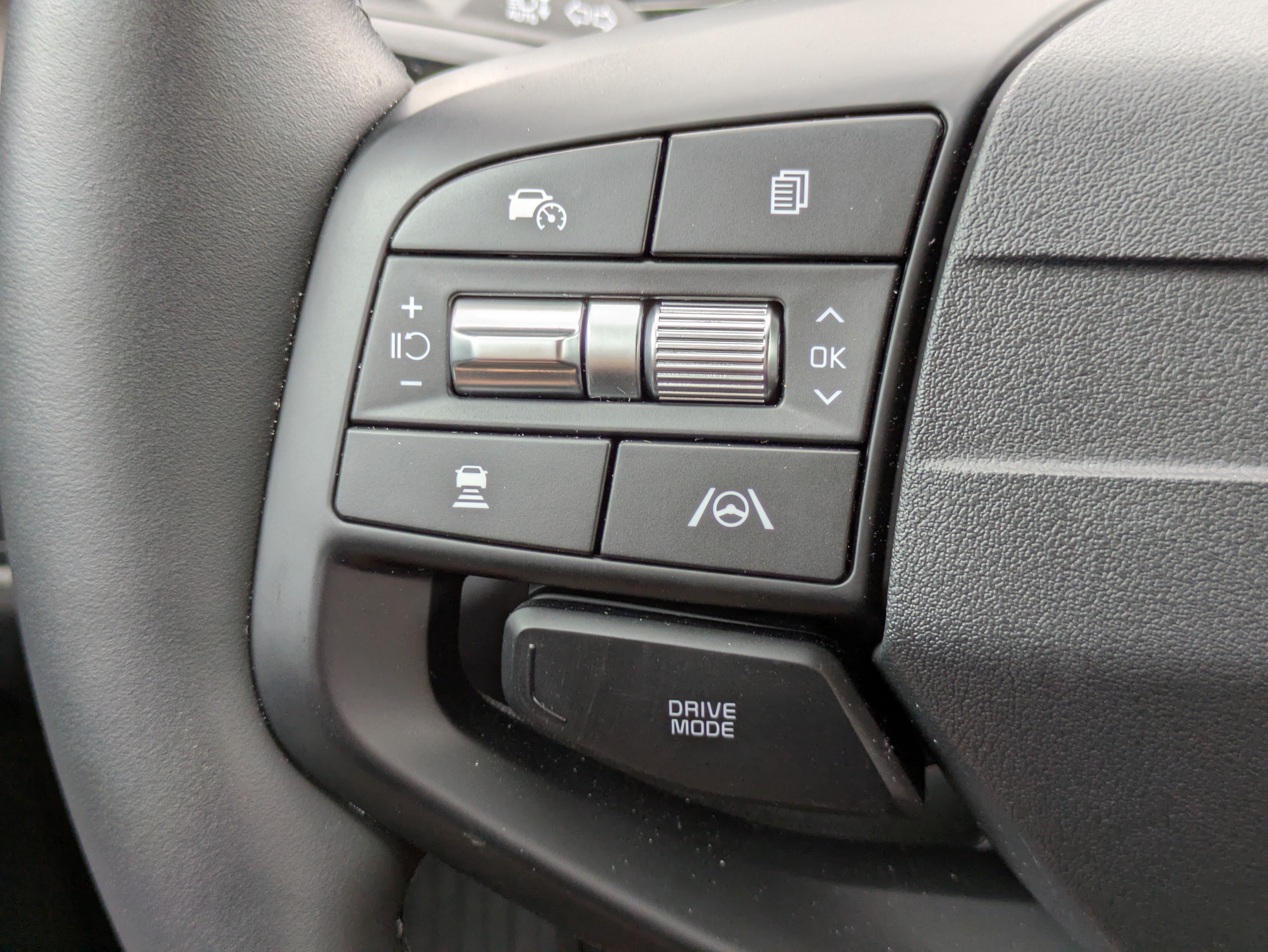 New 2026 Kia Sportage SX FWD image 25
