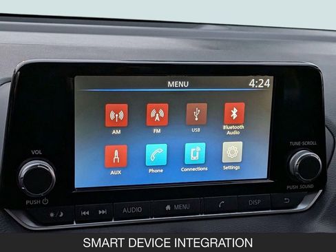 Certified 2025 Nissan Sentra S FWD image 19