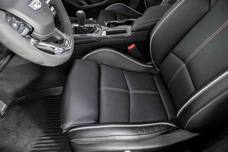 Used 2024 Cadillac CT5 V Blackwing w/ Carbon Fiber Package 2 RWD image 18