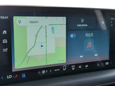 Used 2025 Lincoln Aviator AWD image 23