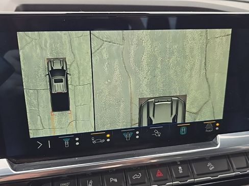 Used 2025 Chevrolet Silverado 2500 LTZ w/ Trail Boss Package image 25