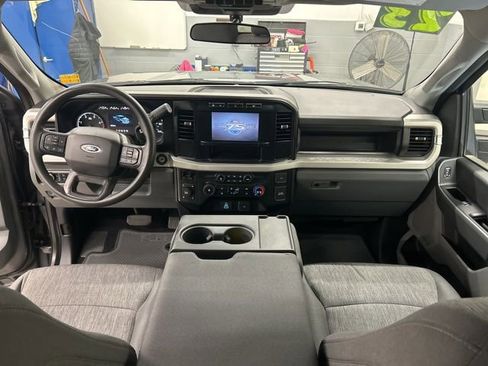 Used 2023 Ford F250 XL w/ STX Appearance Package AWD/4WD image 11