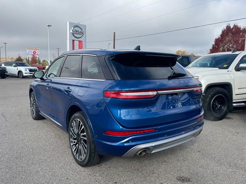 Used 2021 Lincoln Corsair Reserve w/ Equipment Group 201A image 3