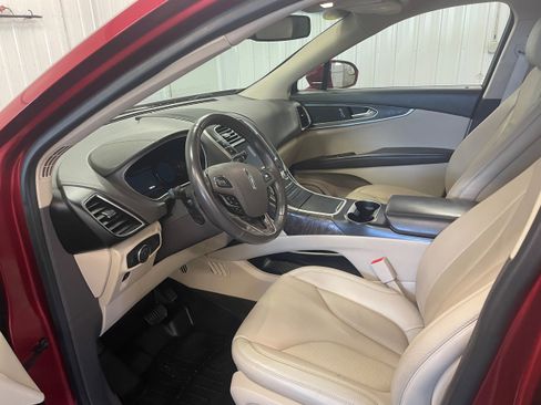 Used 2016 Lincoln MKX Select w/ Climate Package image 12