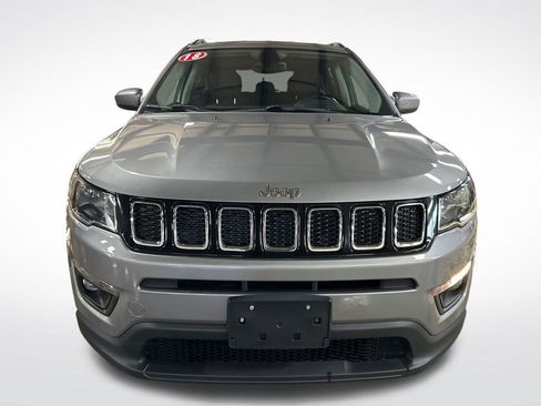 Used 2018 Jeep Compass Latitude AWD/4WD image 9