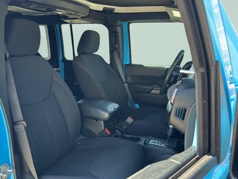 Used 2017 Jeep Wrangler Unlimited Sport AWD/4WD image 20