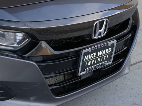 Used 2018 Honda Accord Sport image 12