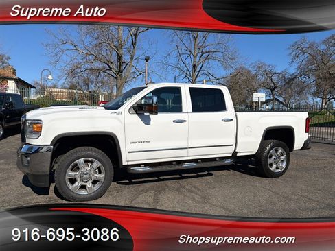 Used 2019 GMC Sierra 2500 SLT w/ Duramax Plus Package AWD/4WD image 1