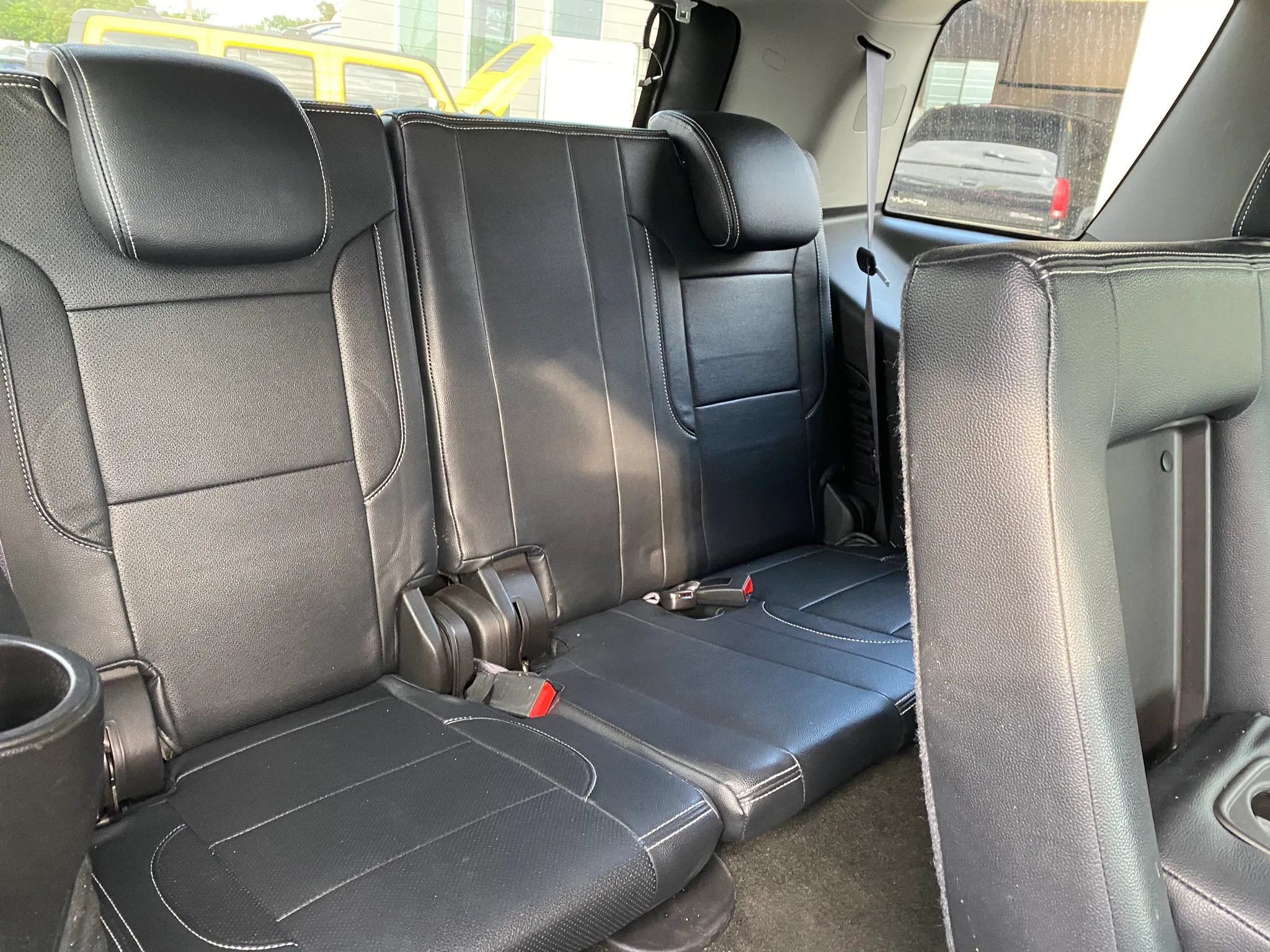 Used 2017 GMC Yukon SLE w/ Convenience Package RWD image 16