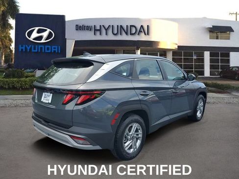 Used 2025 Hyundai Tucson SE FWD image 6