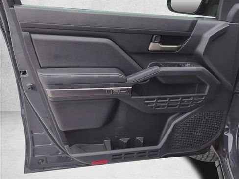 Used 2024 Toyota Tacoma TRD Off-Road image 7