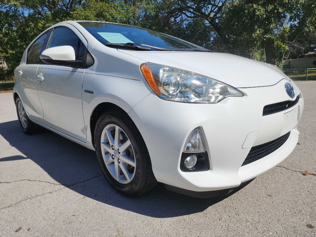 Used 2012 Toyota Prius C Four FWD image 1