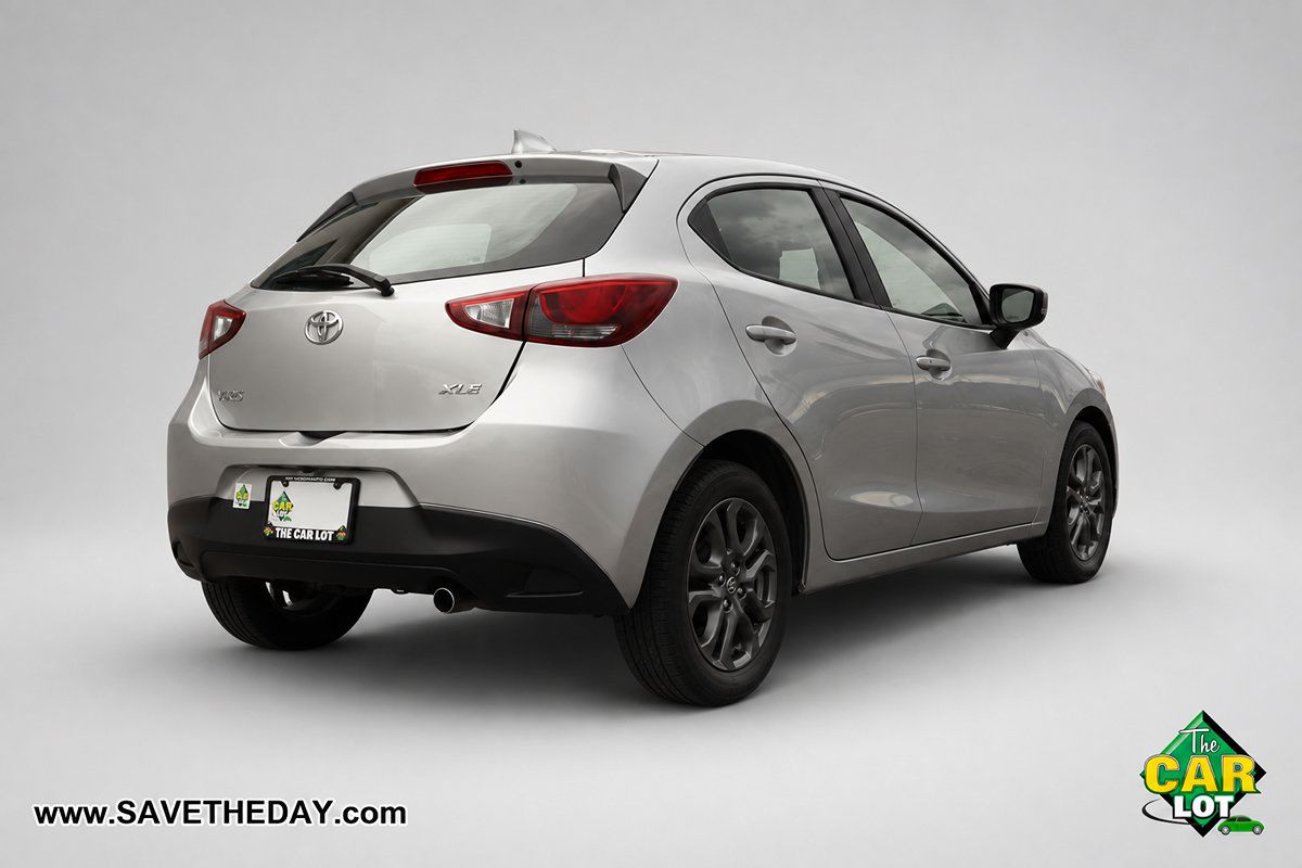 Used 2020 Toyota Yaris XLE FWD image 8