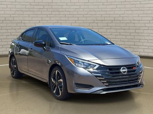 Used 2025 Nissan Versa SR w/ Trunk Package FWD image 3