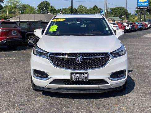 Used 2021 Buick Enclave Avenir w/ Avenir Technology Package AWD/4WD image 2