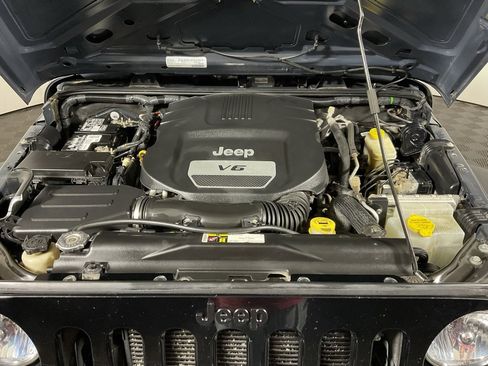 Used 2016 Jeep Wrangler Sport image 5