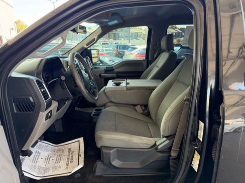 Used 2015 Ford F150 XLT AWD/4WD image 5