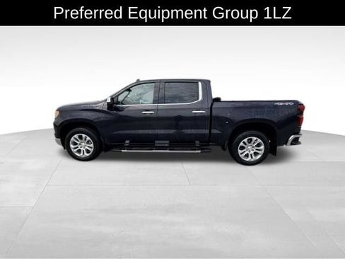 Certified 2022 Chevrolet Silverado 1500 LTZ w/ LTZ Convenience Package II AWD/4WD image 4