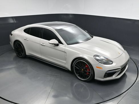 Certified 2020 Porsche Panamera GTS AWD/4WD image 20
