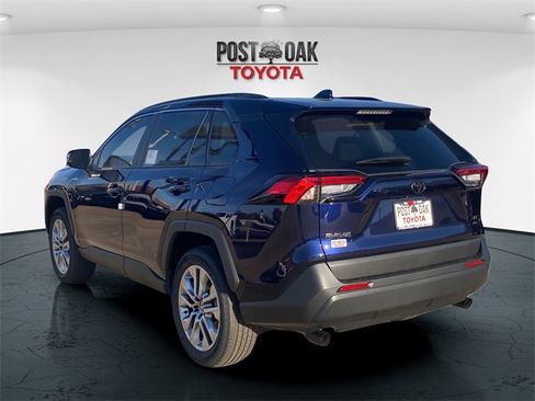 New 2025 Toyota RAV4 XLE Premium image 5