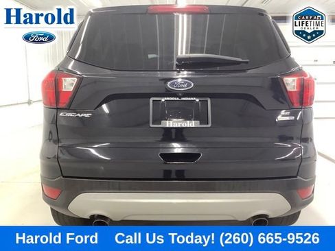 Used 2019 Ford Escape SE w/ Ford Safe & Smart Package AWD/4WD image 5
