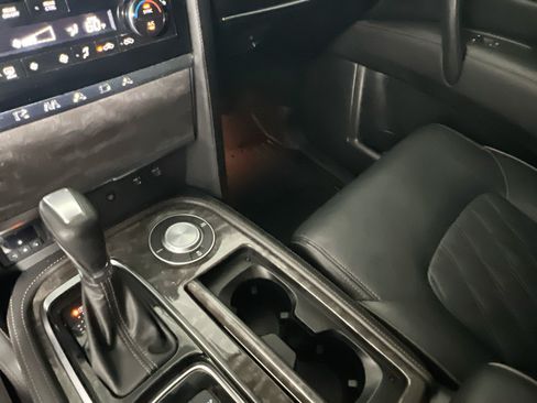 Used 2021 Nissan Armada Platinum w/ Captain's Chairs Package RWD image 25