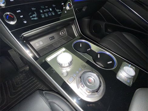Used 2025 Genesis GV80 2.5T Standard image 20