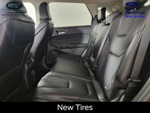 Used 2024 Ford Edge Titanium AWD/4WD image 16