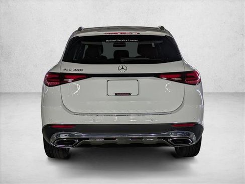 Certified 2025 Mercedes-Benz GLC 300 image 9